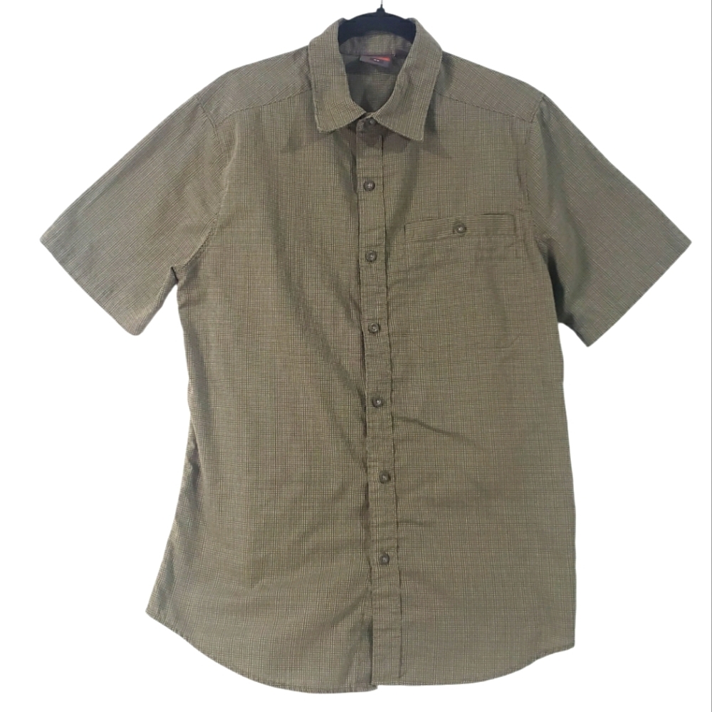 MERRELL Mens Green Short Sleeve Button Up Shirt Size Medium Pin Check Outdoor